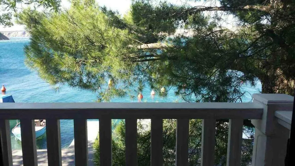 Apartment In Jadranovo With Sea View, Balcony, Air Conditioning, Wi-Fi Croatia