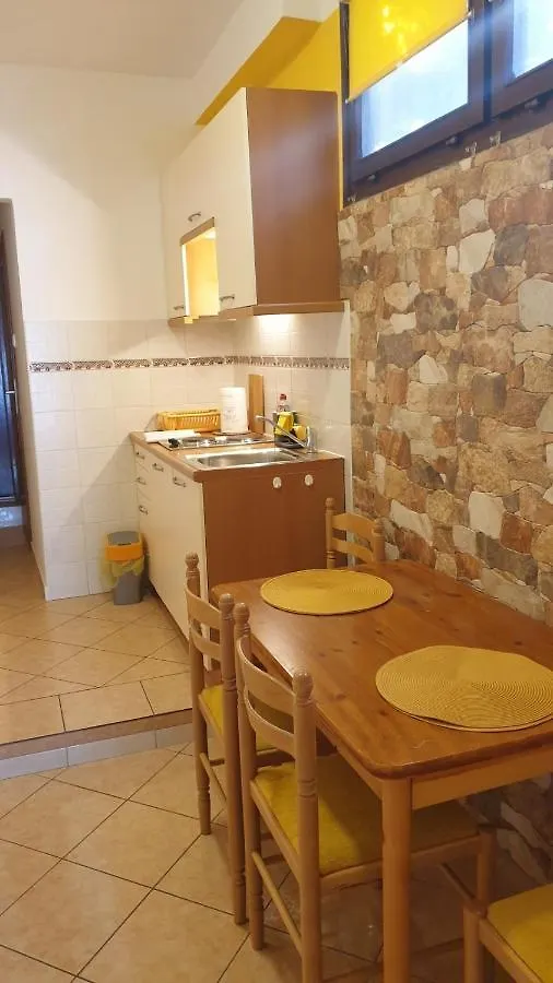 Apartment In Jadranovo With Sea View, Balcony, Air Conditioning, Wi-Fi